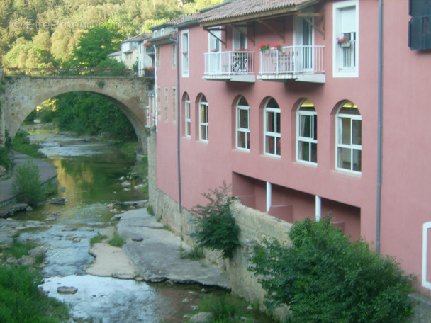 Commerce à RENNES-LES-BAINS