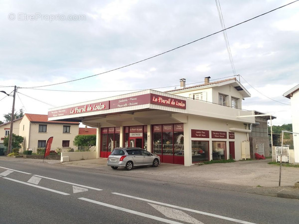 Commerce à SAINT-JEAN-DU-FALGA