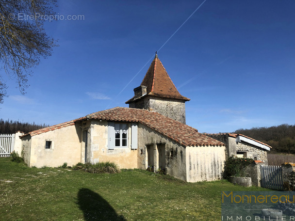 Maison à BRIE-SOUS-BARBEZIEUX