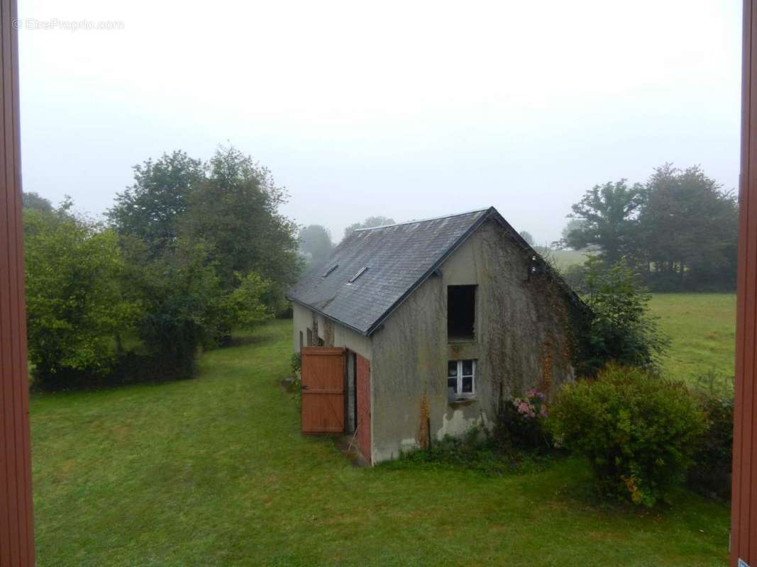 Maison à SAINT-CLAIR-DE-HALOUZE