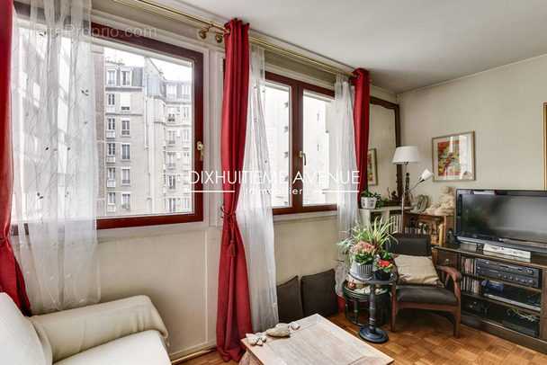 Appartement à PARIS-18E