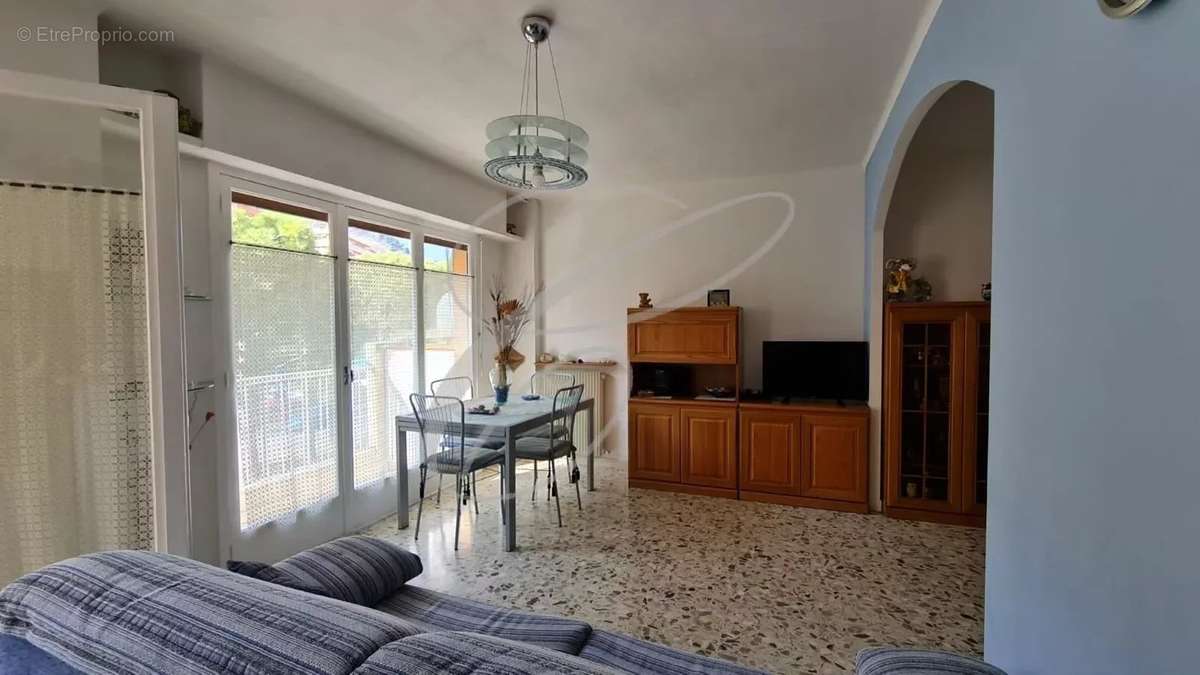 Appartement à MENTON