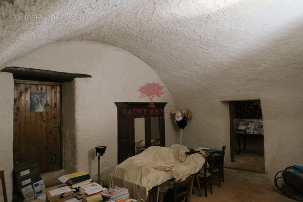 Maison à SAINT-GUILHEM-LE-DESERT