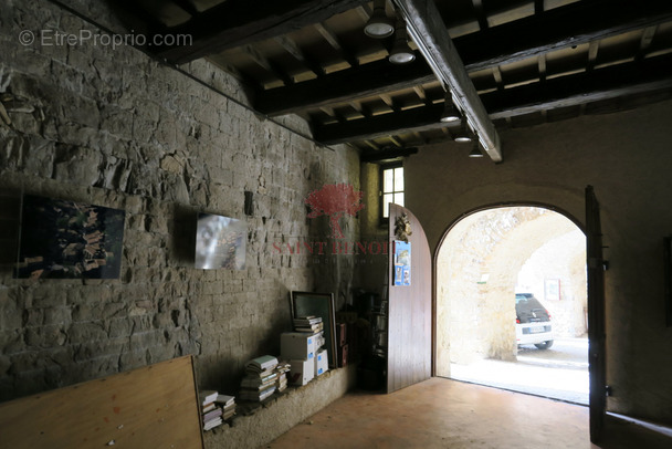 Maison à SAINT-GUILHEM-LE-DESERT