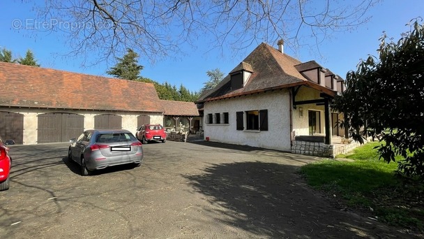 Maison à BELLERIVE-SUR-ALLIER