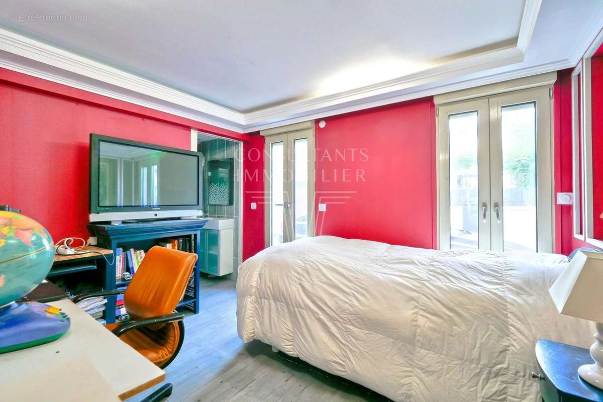 Appartement à ASNIERES-SUR-SEINE