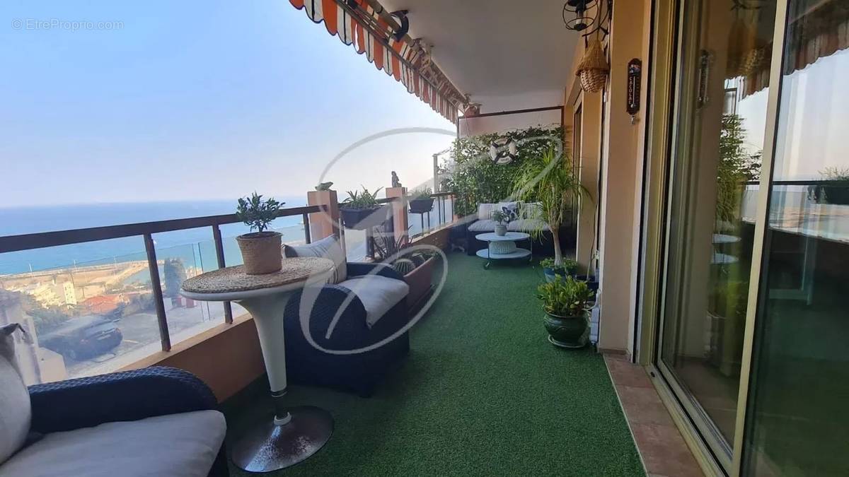 Appartement à MENTON