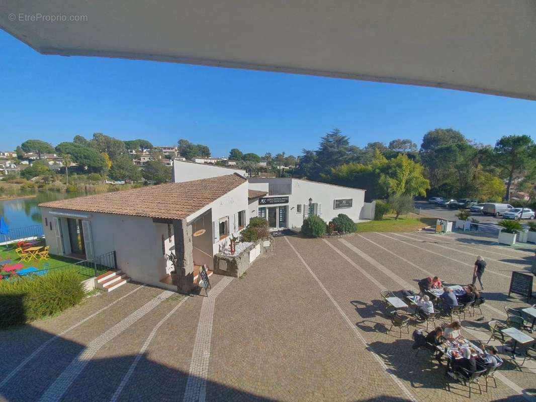 Appartement à VILLENEUVE-LOUBET