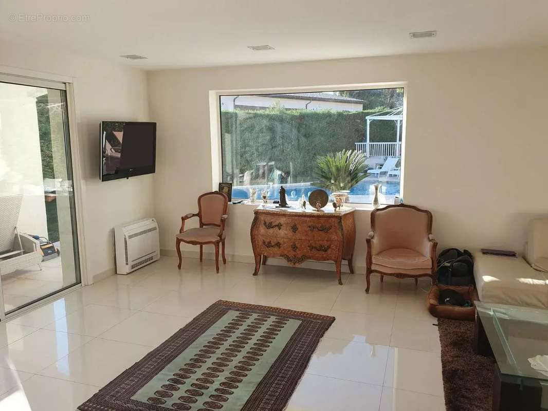 Appartement à VILLENEUVE-LOUBET