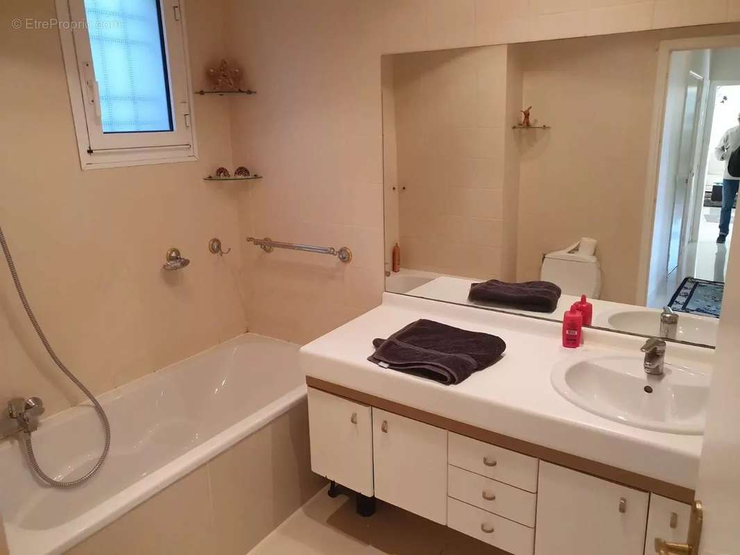 Appartement à VILLENEUVE-LOUBET