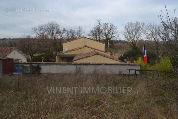 Maison à MONTELIMAR