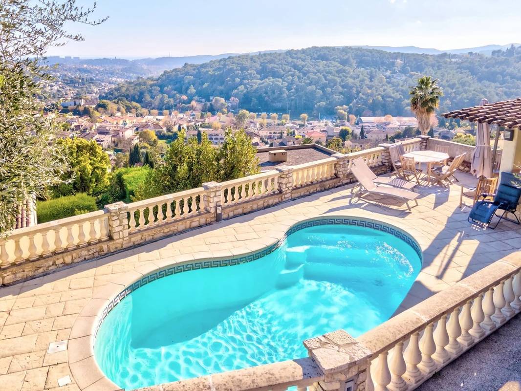 Maison à LA COLLE-SUR-LOUP