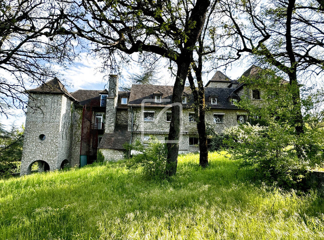 Maison à GOURDON