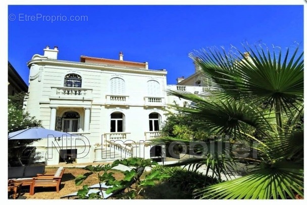 Appartement à CANNES