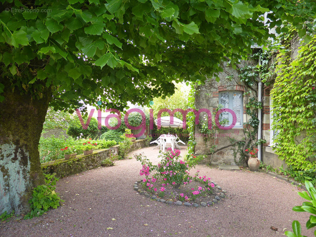 Maison à AIZENAY