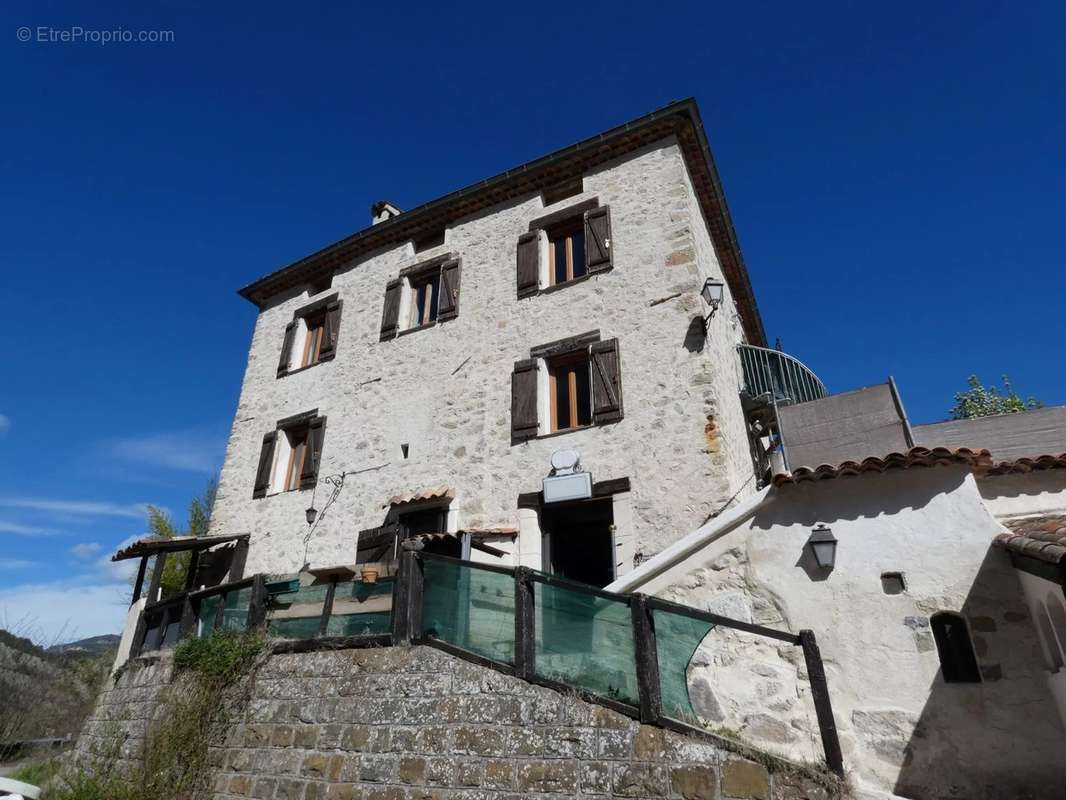 Maison à VILLARS-SUR-VAR