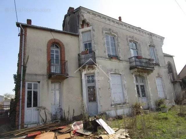 Maison à VARENNES-SUR-ALLIER