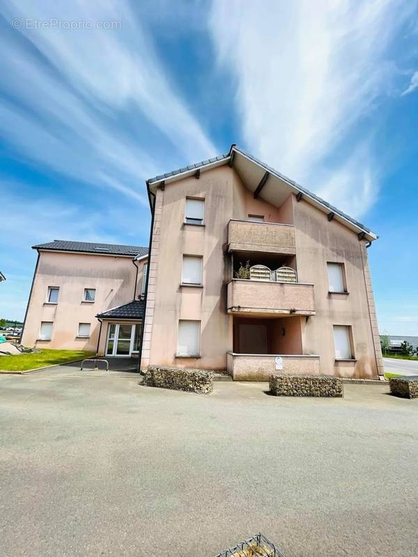 Appartement à COSNES-ET-ROMAIN