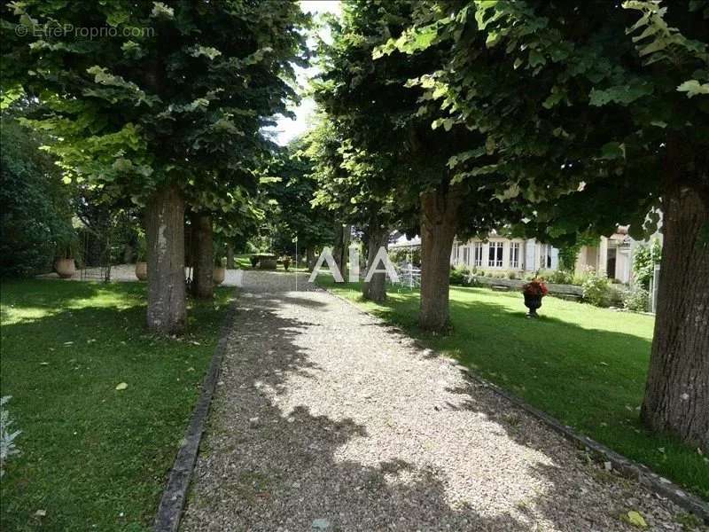 Maison à SAINT-AMANT-DE-BOIXE