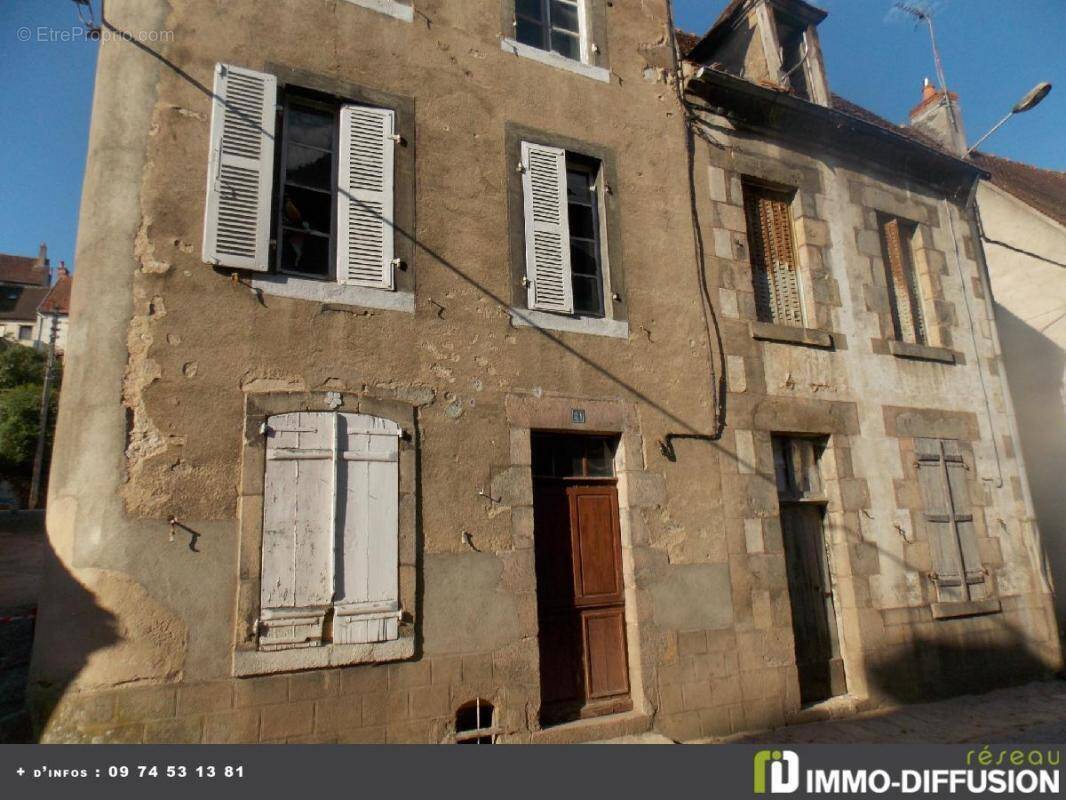 Maison à CHAMBON-SUR-VOUEIZE