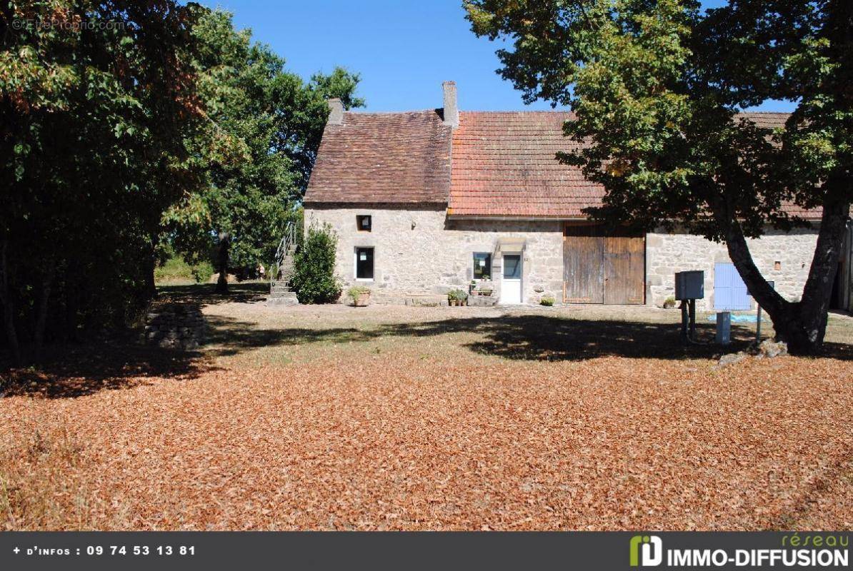 Maison à CHENERAILLES