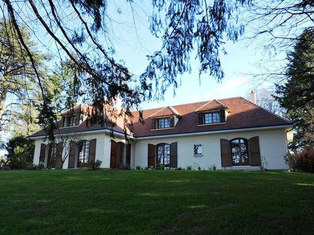 Maison à SAINT-YRIEIX-LA-PERCHE