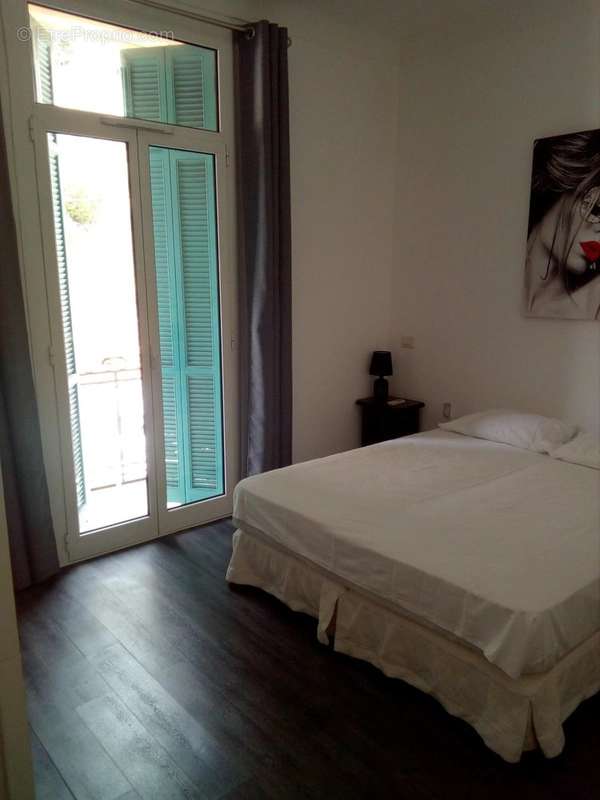 Appartement à ROQUEBRUNE-CAP-MARTIN