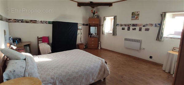 bedroom - Maison à CHEF-BOUTONNE