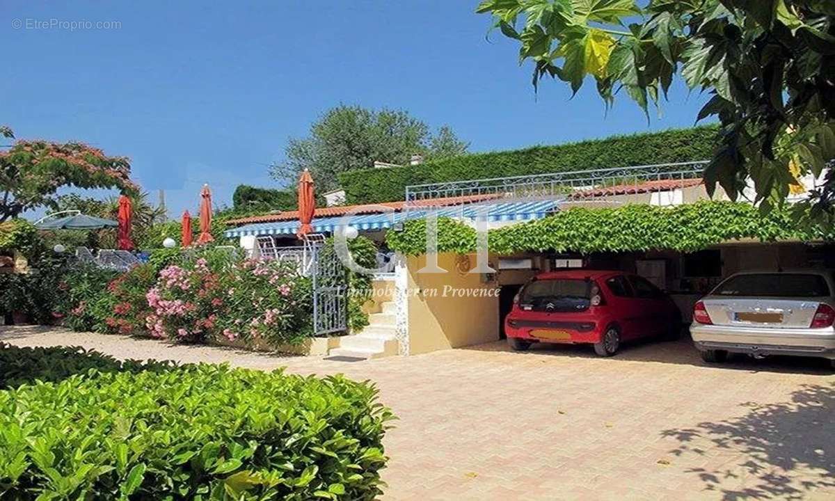 Maison à SAINT-MARTIN-D&#039;ARDECHE