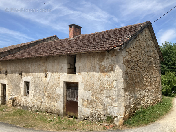 Maison à CORGNAC-SUR-L&#039;ISLE