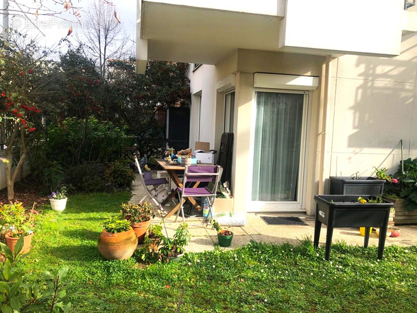 Appartement à NANTERRE