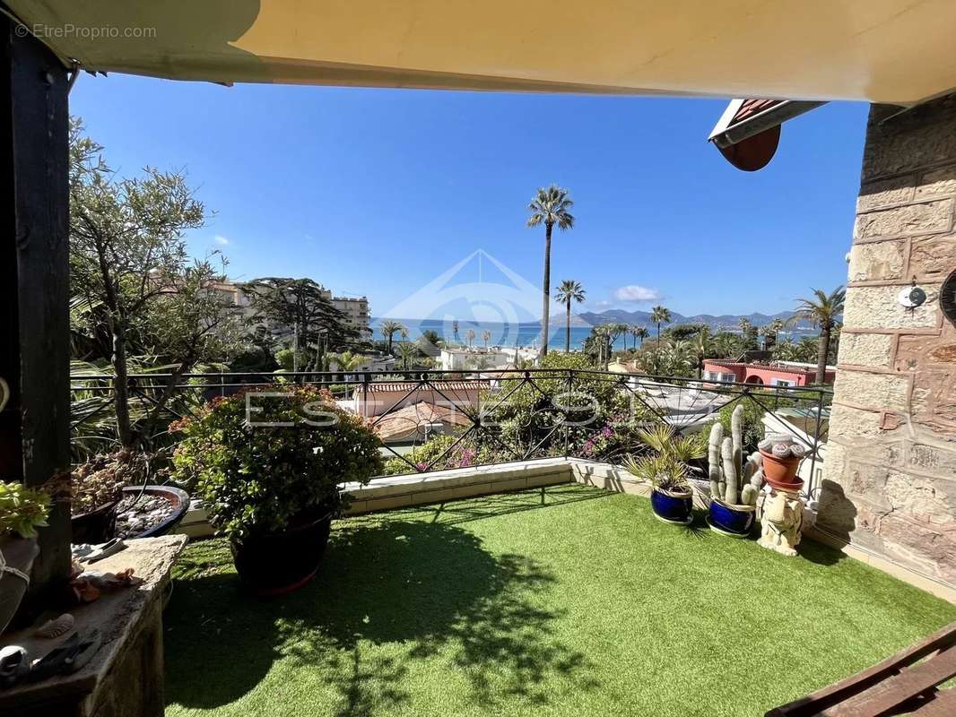 Appartement à CANNES