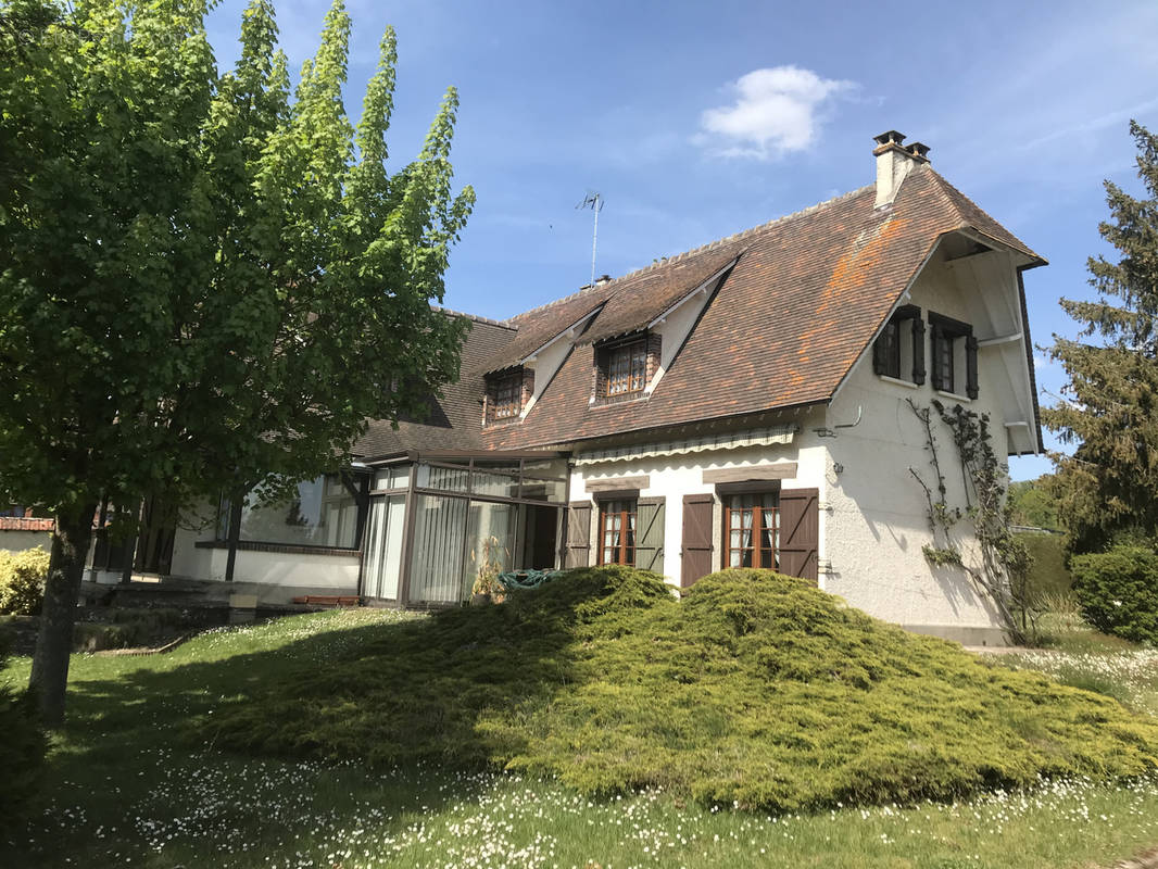 Maison à FONTAINE-HEUDEBOURG