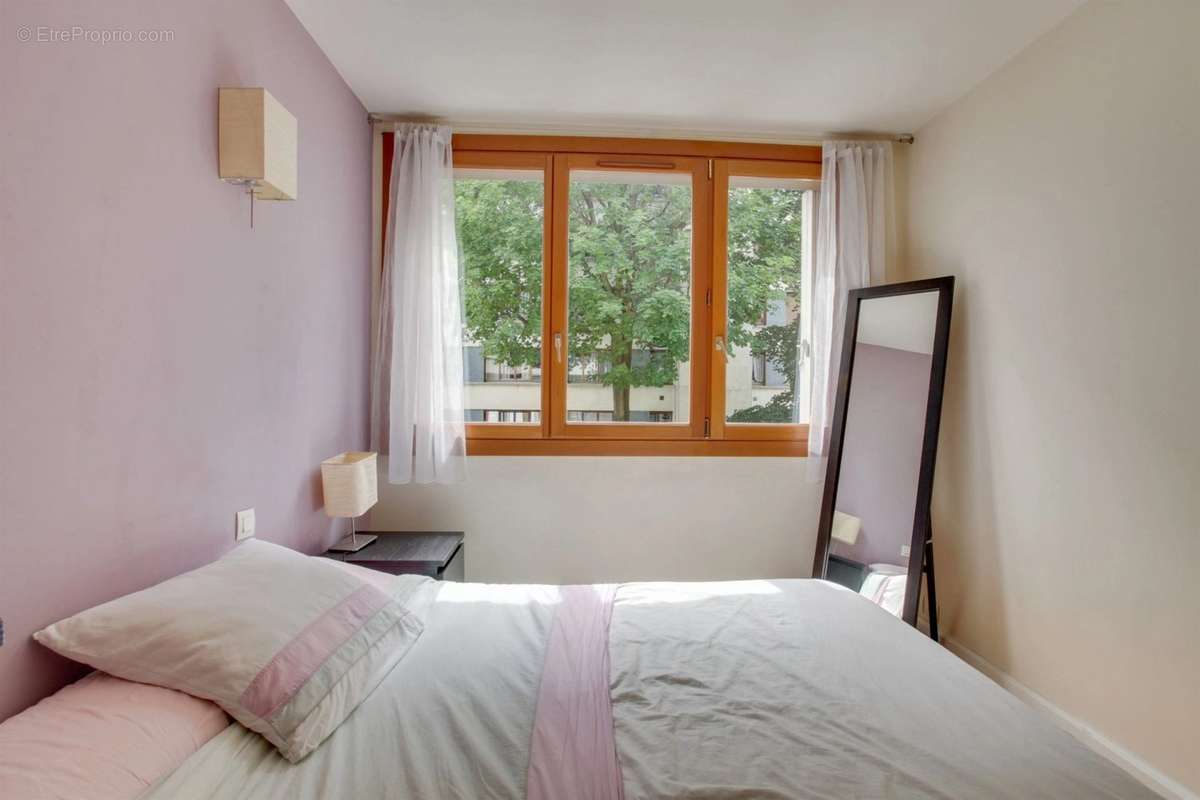 Appartement à PARIS-19E