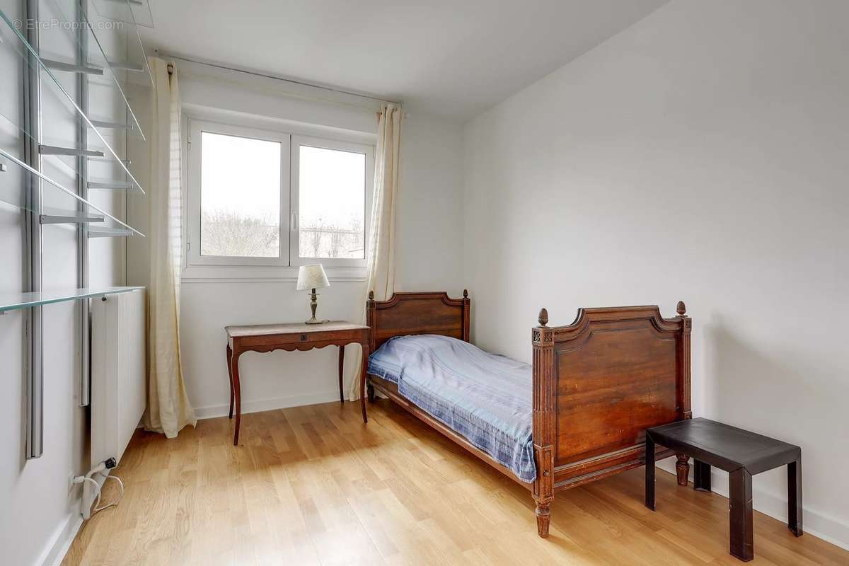 Appartement à SURESNES