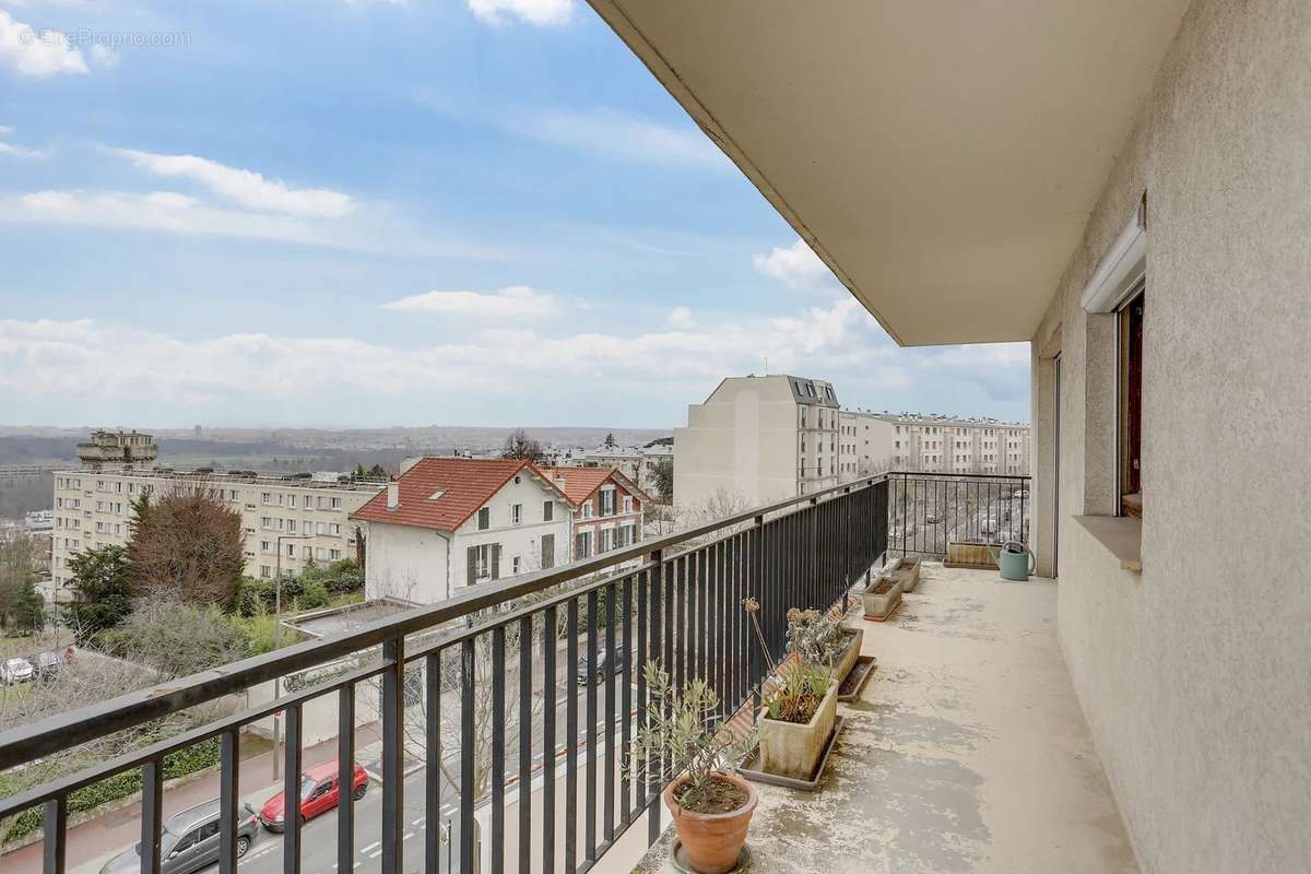 Appartement à SURESNES