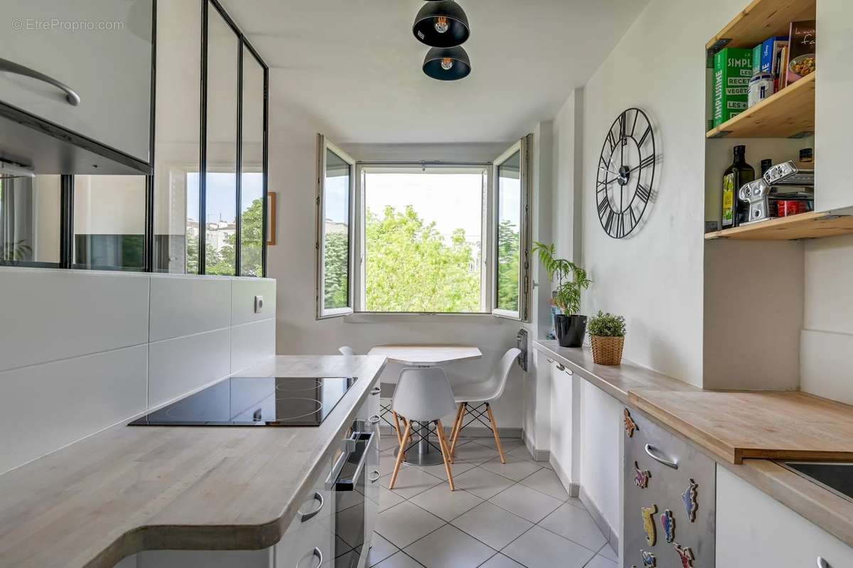 Appartement à ASNIERES-SUR-SEINE