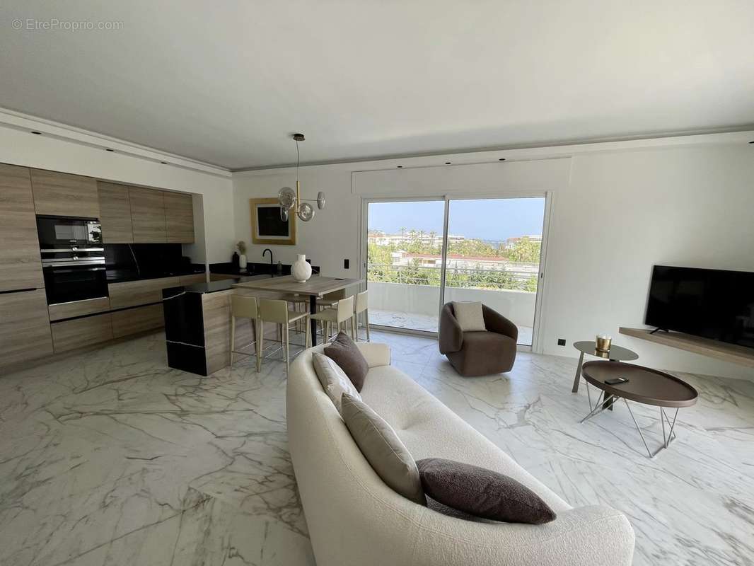 Appartement à CANNES