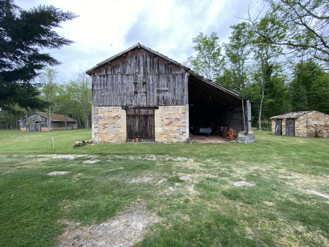 Maison à HOURTIN