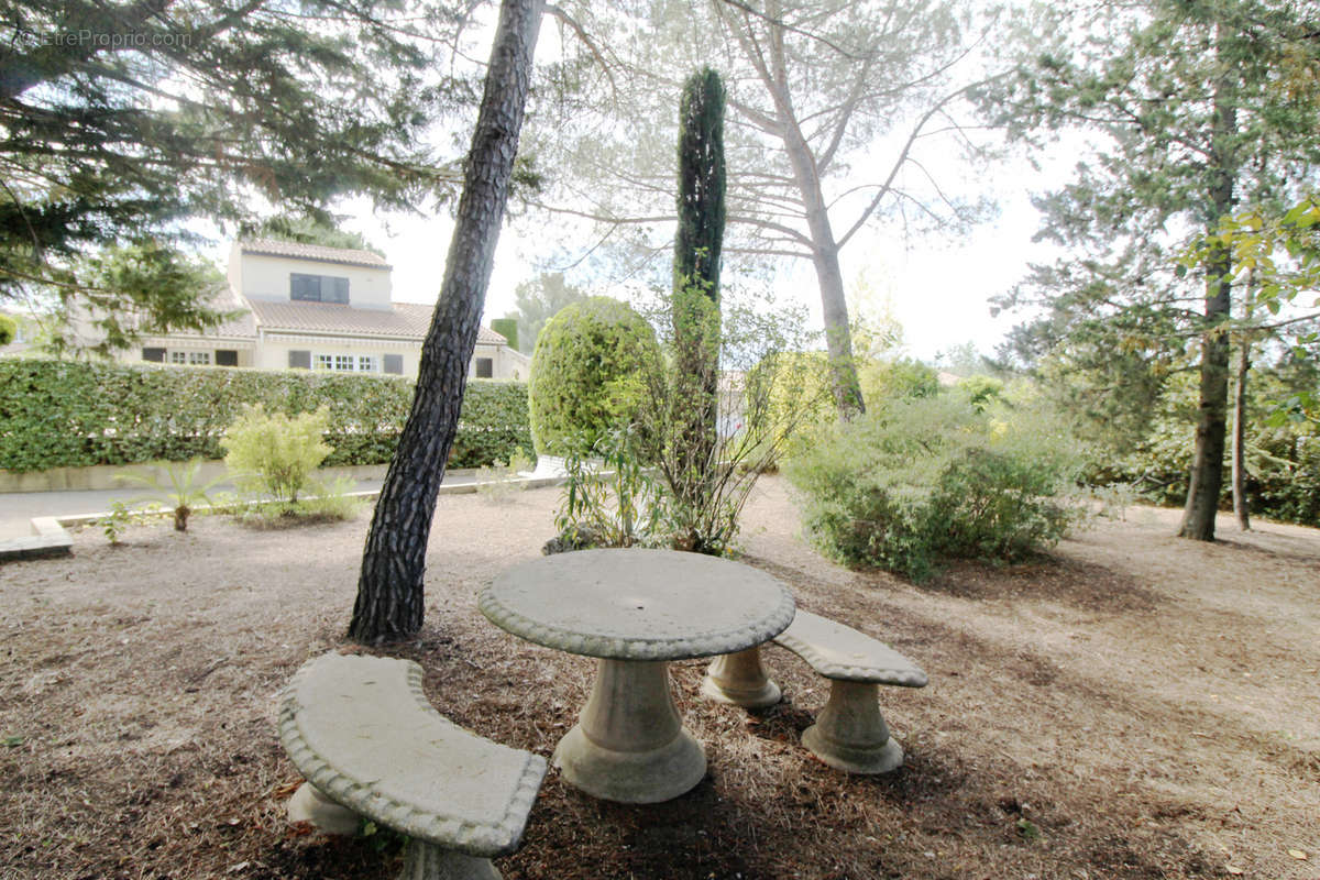 Maison à GARRIGUES-SAINTE-EULALIE