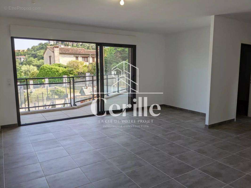 Appartement à VENCE