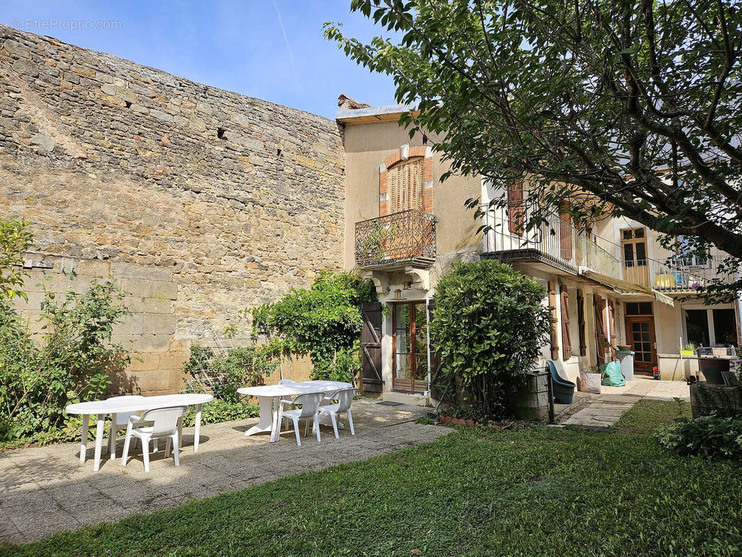 Maison à ARNAY-LE-DUC