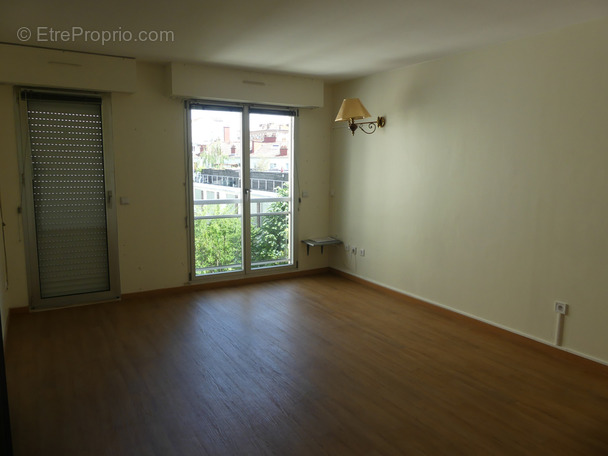 Appartement à MONTROUGE