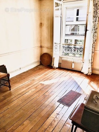 Appartement à PARIS-6E