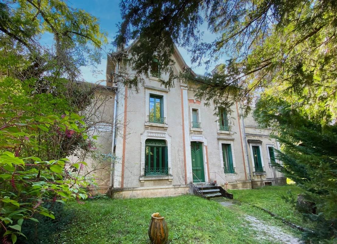 Maison à CAHORS