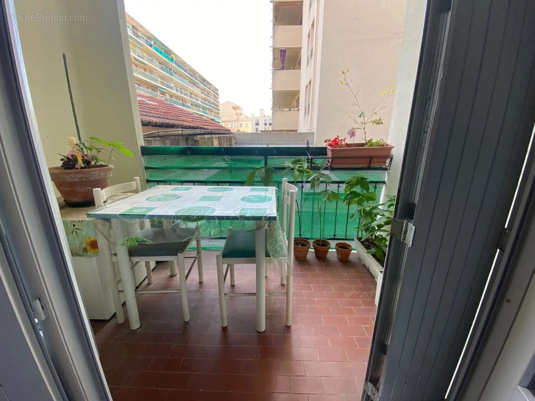 Appartement à MARSEILLE-10E