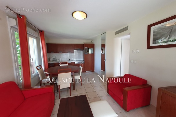 Appartement à MANDELIEU-LA-NAPOULE