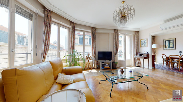 Appartement à LYON-6E