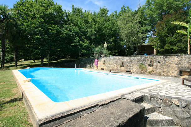 Maison à LES EYZIES-DE-TAYAC-SIREUIL