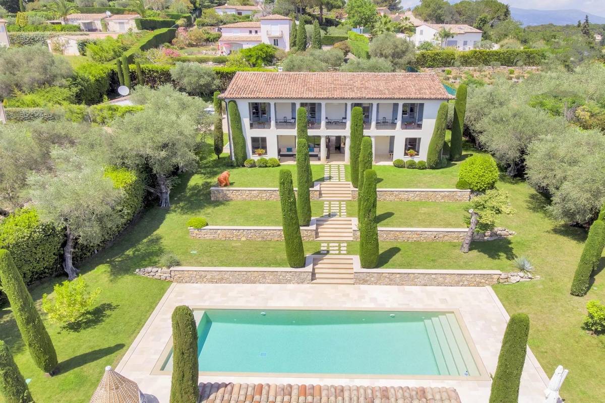 Maison à MOUGINS